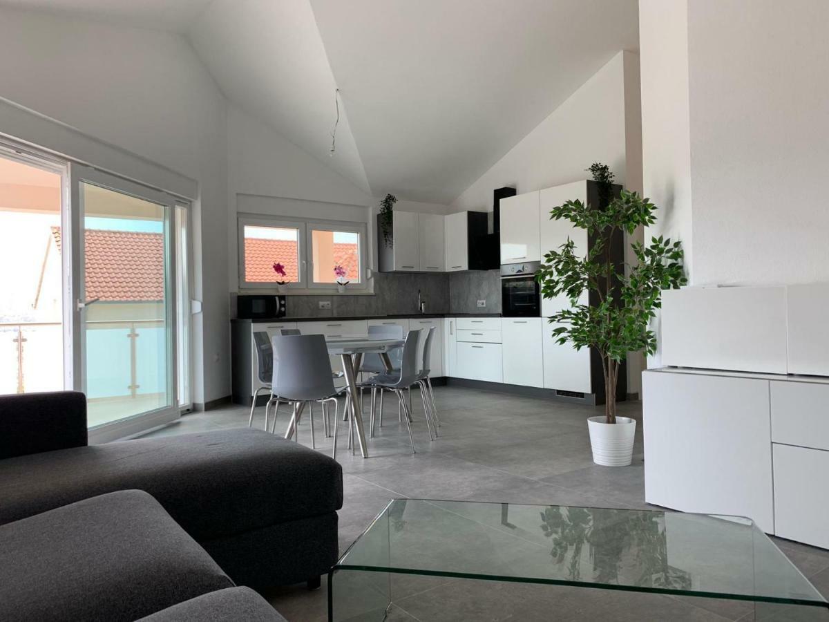 Valjan Apartment *